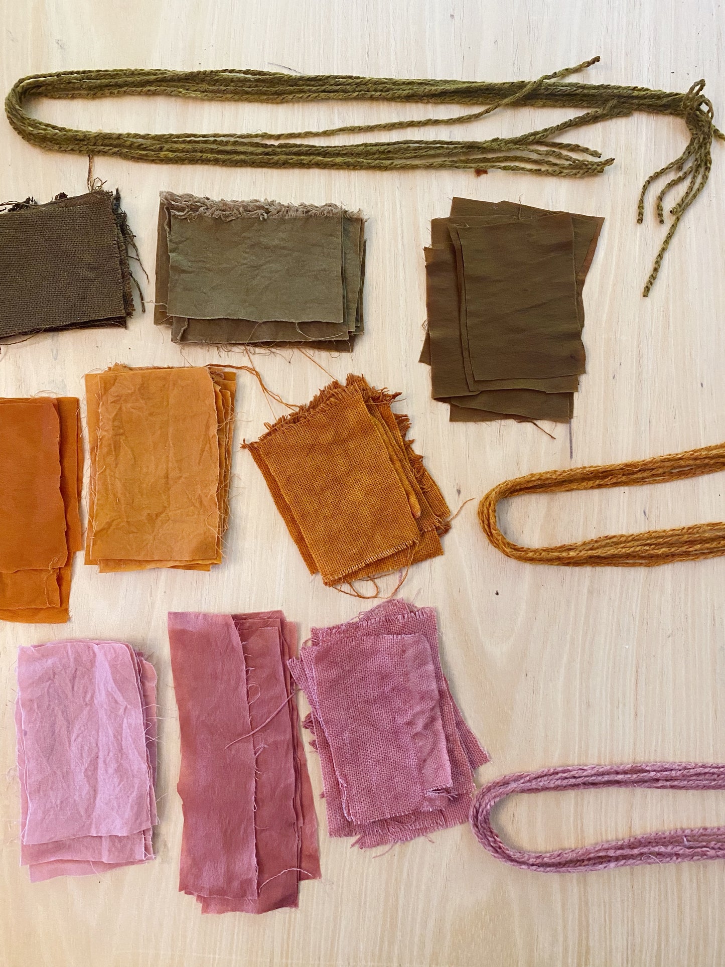 Natural Dyes with Kitchen Scraps with Jamie Lyn Kara | May 19, 1-3:30pm at Troutbeck