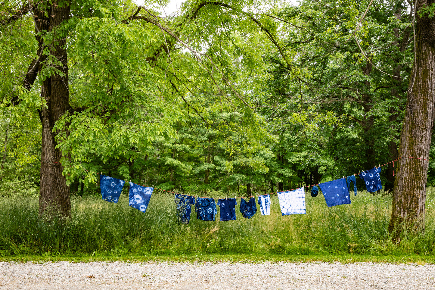 Indigo Dye Workshop with Cottage Courses in the Hudson Valley held at Troutbeck in Amenia, New York . Cottage Courses offers artist led workshop upstate New York. Learn Indigo dyeing techniques. Natural Dye Workshops near NYC.