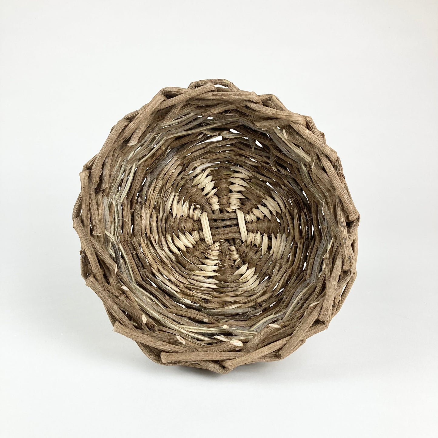 Basketweaving with Angela Eastman | Sunday Sept 6 from 1-5pm at Troutbeck
